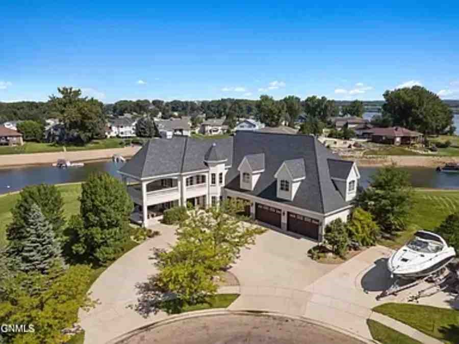 Previous Most Expensive Home For Sale in North Dakota